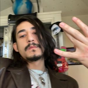 Meet your Posher, Art